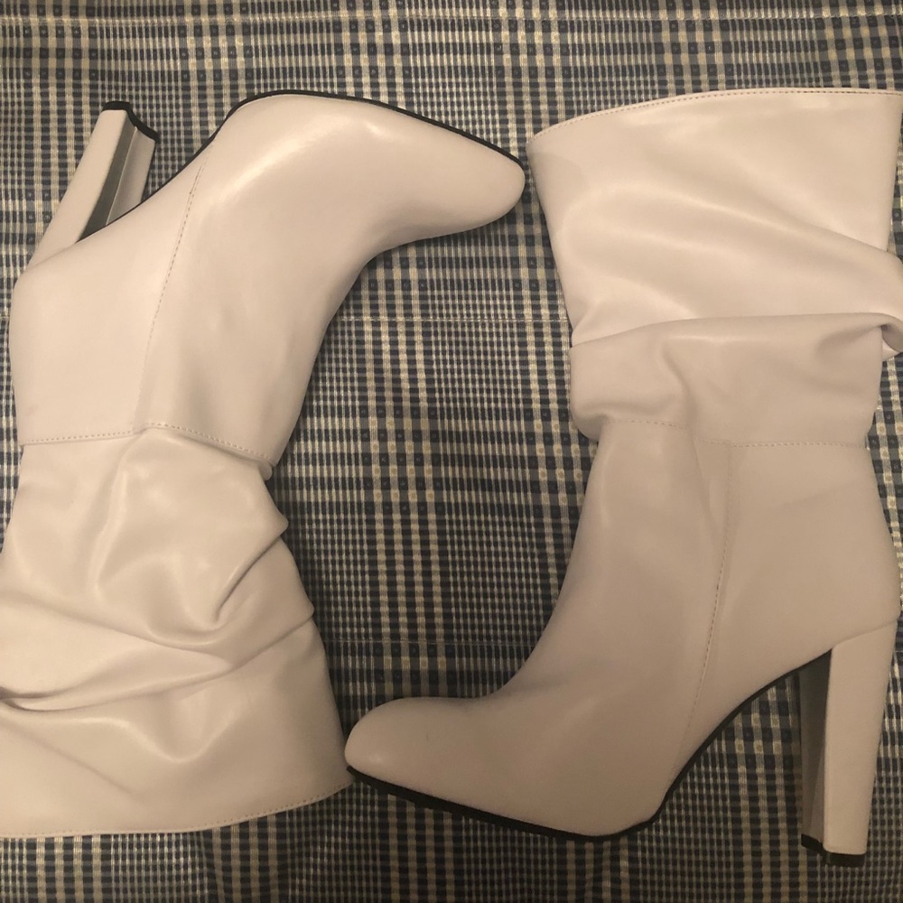 White slouch boot, never been worn